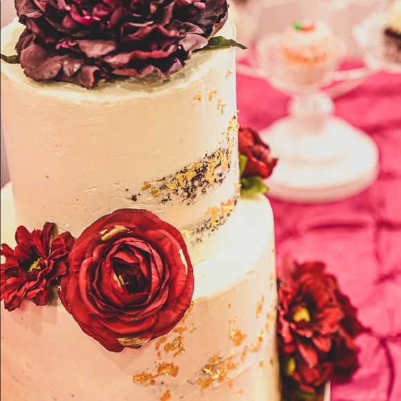 IEENA DUGGAL Bright red dress - Picture 7 of 7